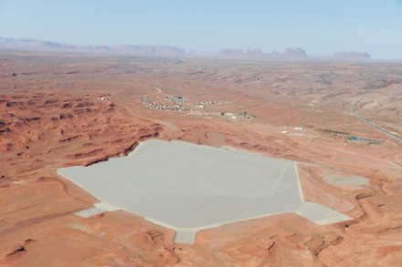 image_bal_lab_-_14_avril_-_mexican_hat_disposal_cell_utah_c_the_center_for_land_use_interpretation_-_clui.jpg